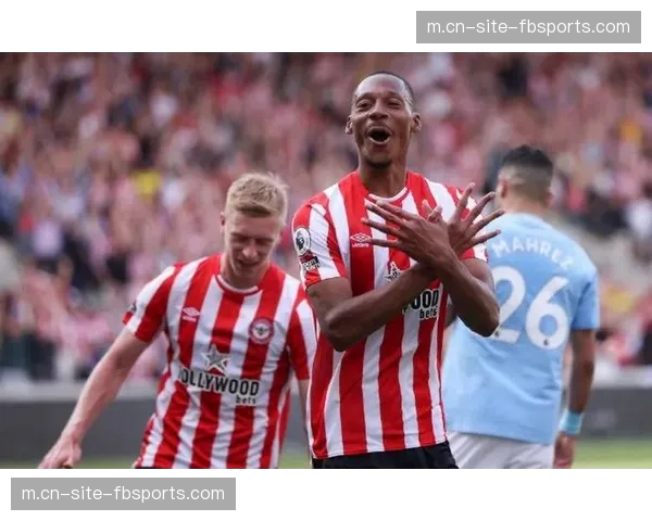 布伦特福德快速通过中场 直接打法制造大量威胁